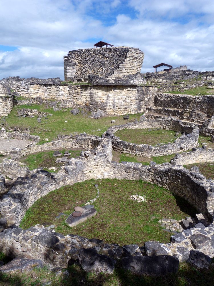 PE2506PC151_kuelap.jpg [© Last Frontiers Ltd]